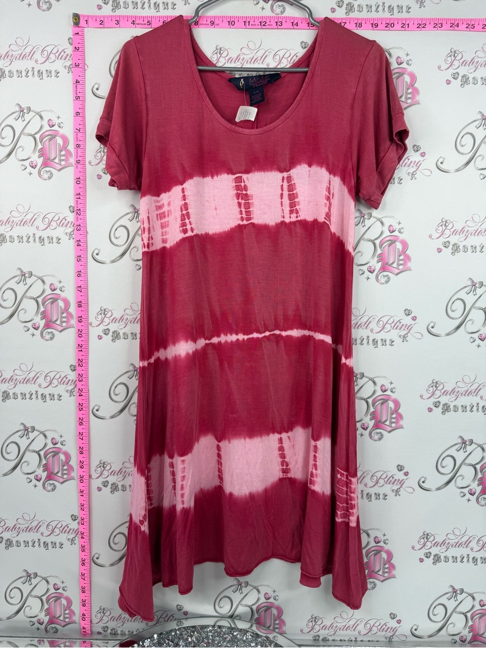 Model France dress red pink white  Tie-Dye Midi Dress in Rose Pink